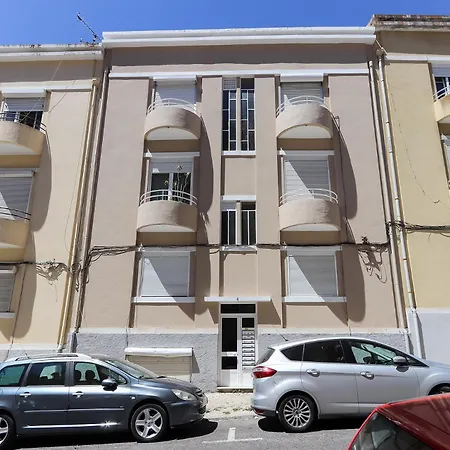 Cozy And Sunny - Anjos, Apartament