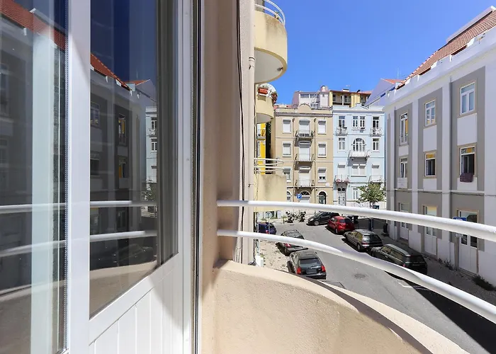 Cozy And Sunny - Anjos,